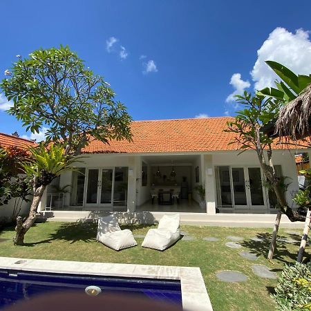 Villa Made Umalas 2Br With Private Pool Canggu Extérieur photo